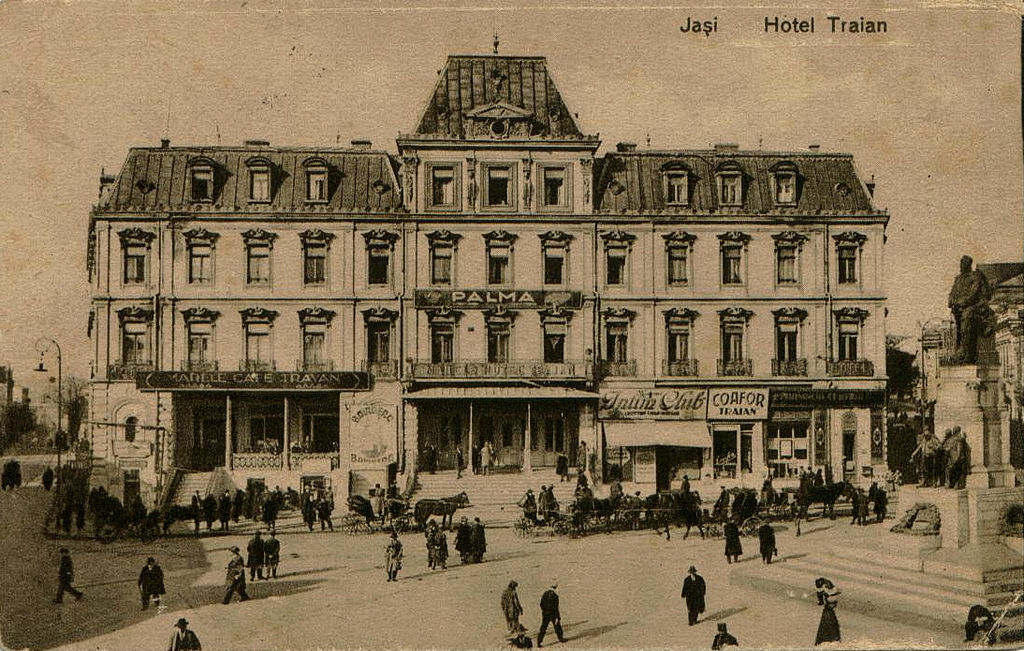 Grand_Hotel_Traian_(old_card)